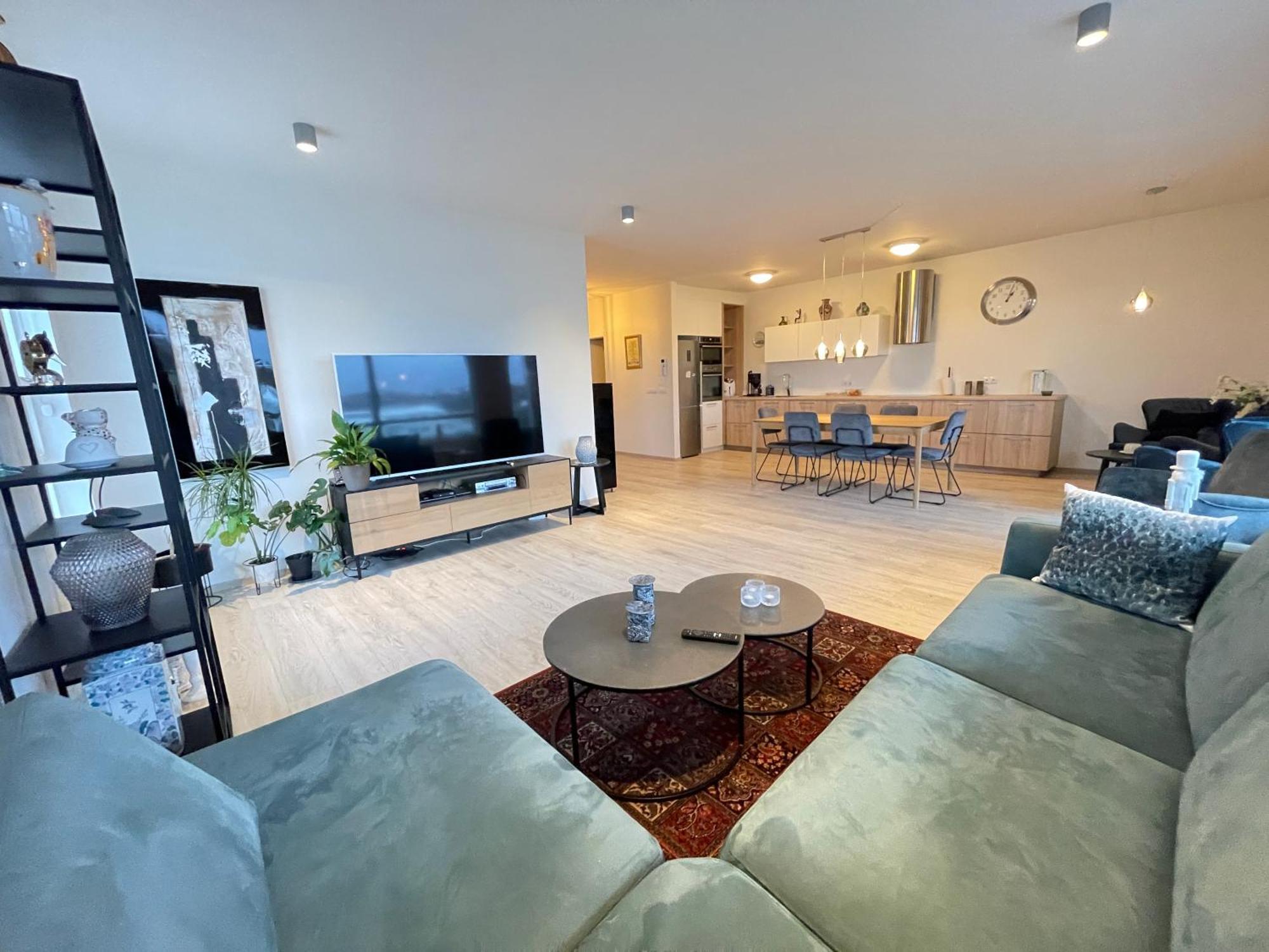 Modern And Spacious 3 Bedroom Apartment In Kopavogur レイキャヴィーク エクステリア 写真