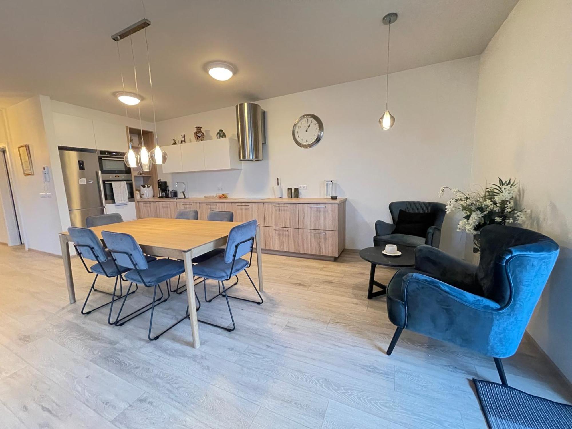 Modern And Spacious 3 Bedroom Apartment In Kopavogur レイキャヴィーク エクステリア 写真