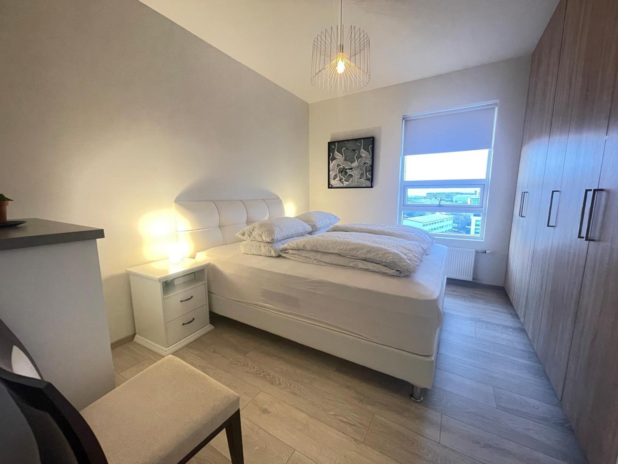 Modern And Spacious 3 Bedroom Apartment In Kopavogur レイキャヴィーク エクステリア 写真