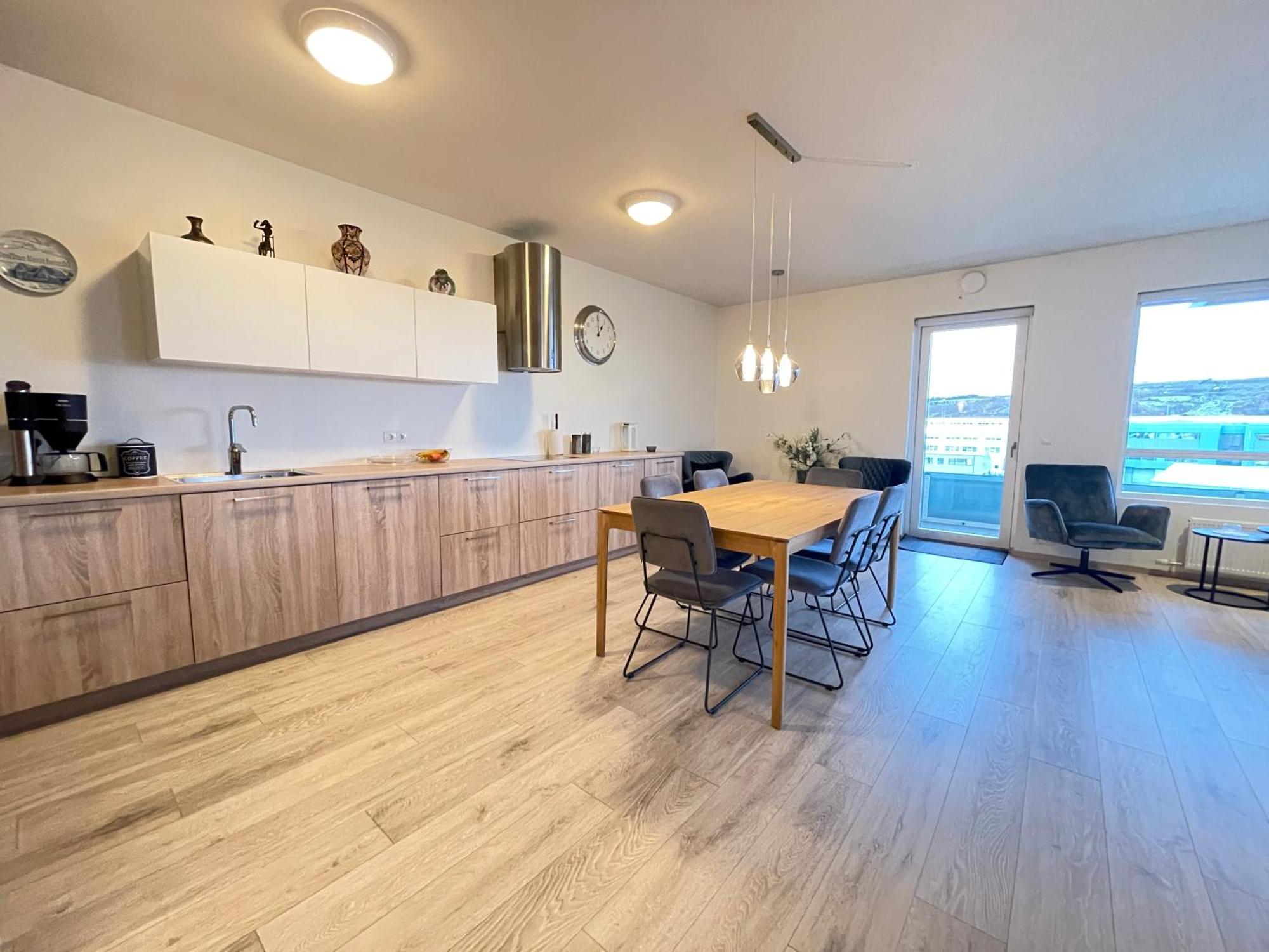 Modern And Spacious 3 Bedroom Apartment In Kopavogur レイキャヴィーク エクステリア 写真